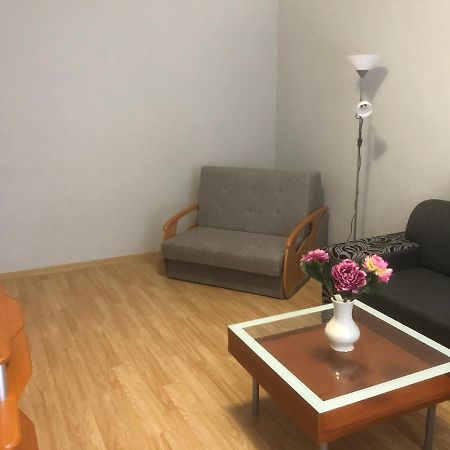 Apartman Bea, Snp 12 Velky Krtis Exterior photo