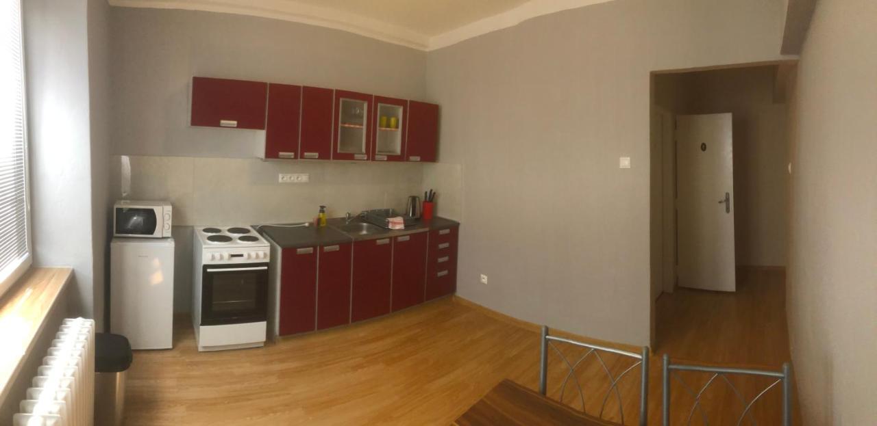 Apartman Bea, Snp 12 Velky Krtis Exterior photo