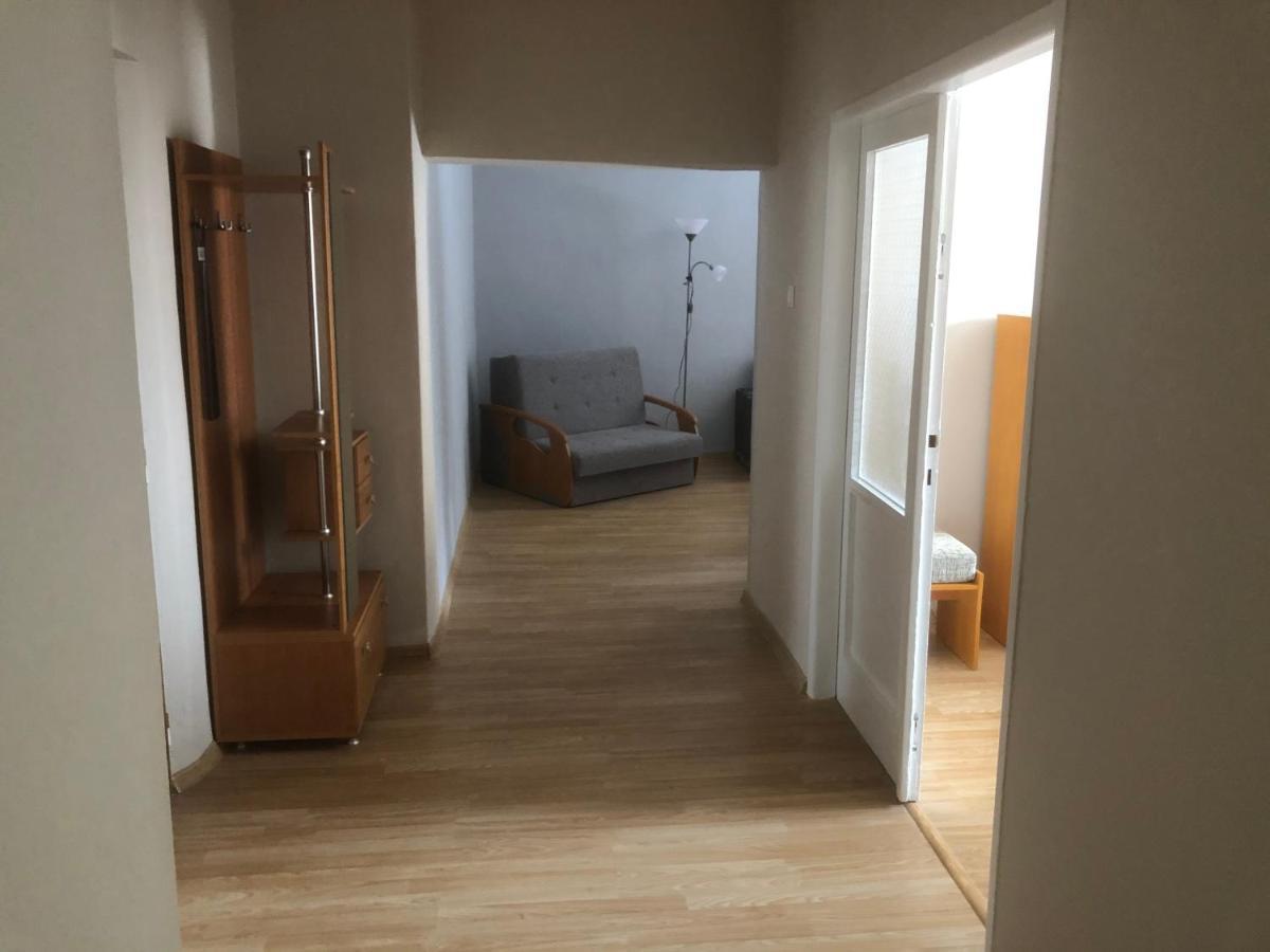 Apartman Bea, Snp 12 Velky Krtis Exterior photo